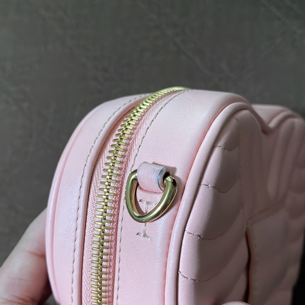 Louis Vuitton New Wave Limited Edition Love Lock Heart Pink Bag💕 - Picture 6 of 16
